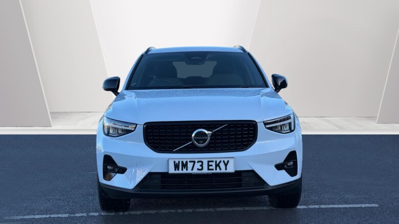 Volvo XC40 2.0 B3P Plus Dark 5dr Auto Petrol Estate